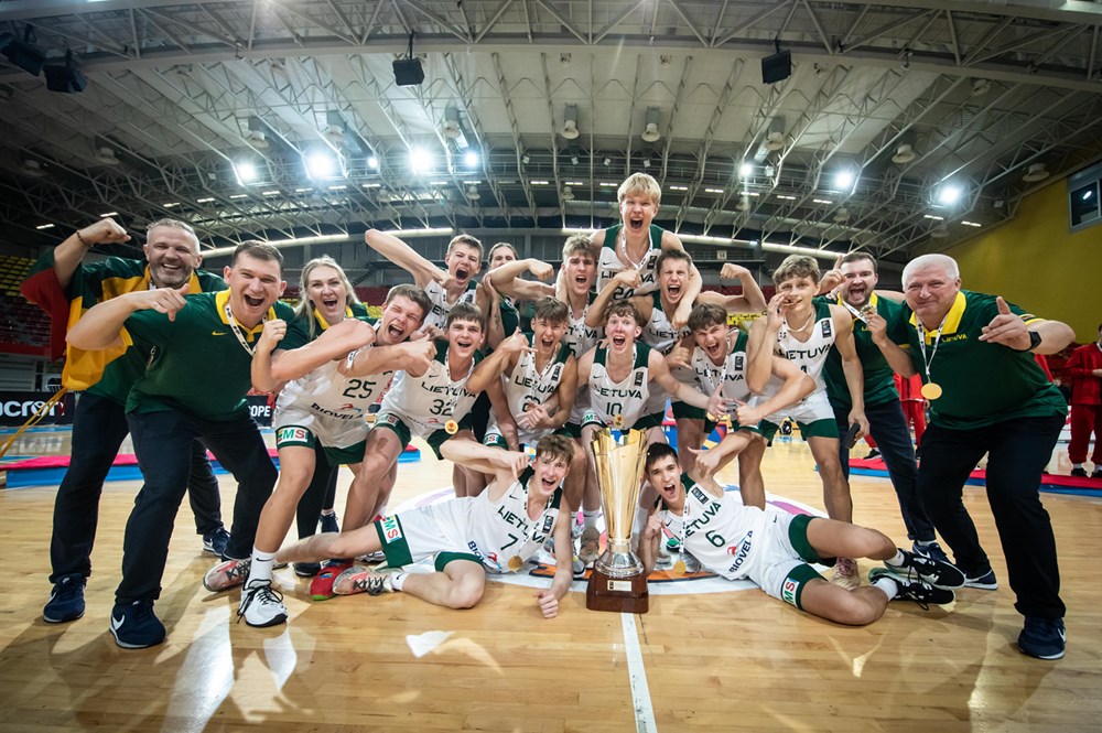 Литванија ја победи Шпанија, и ја освои кадетската европска титула