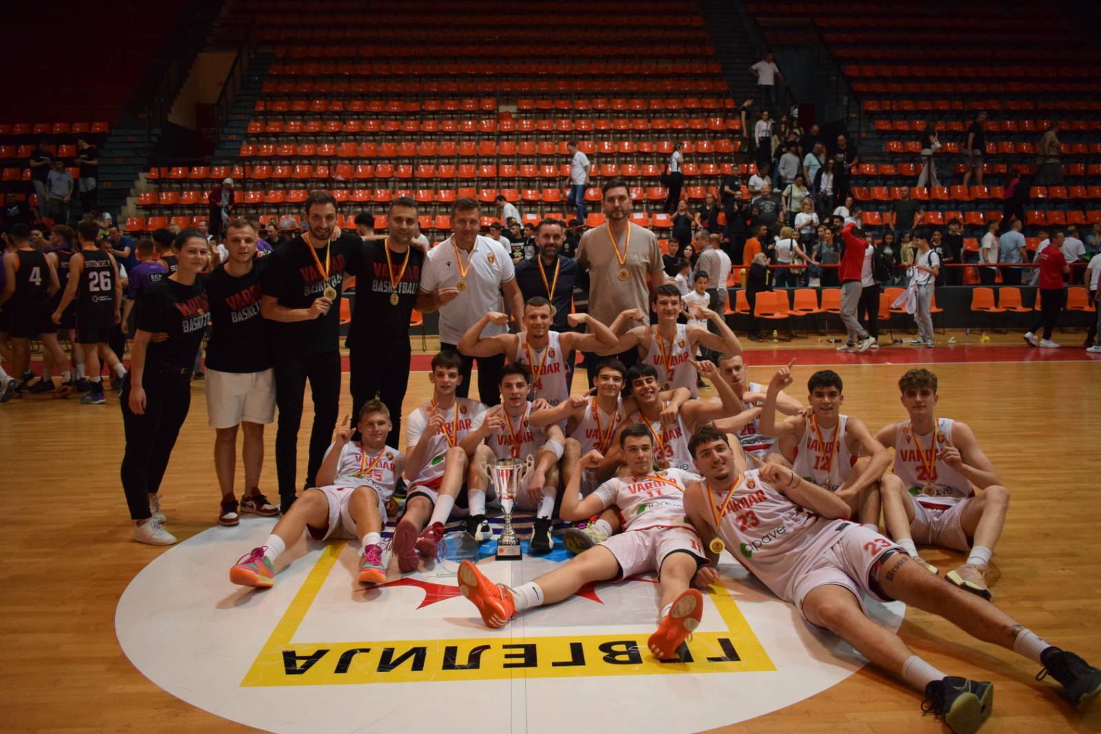 МЛАДИНСКИ ЛИГИ: Вардар е јуниорски шампион на Македонија!