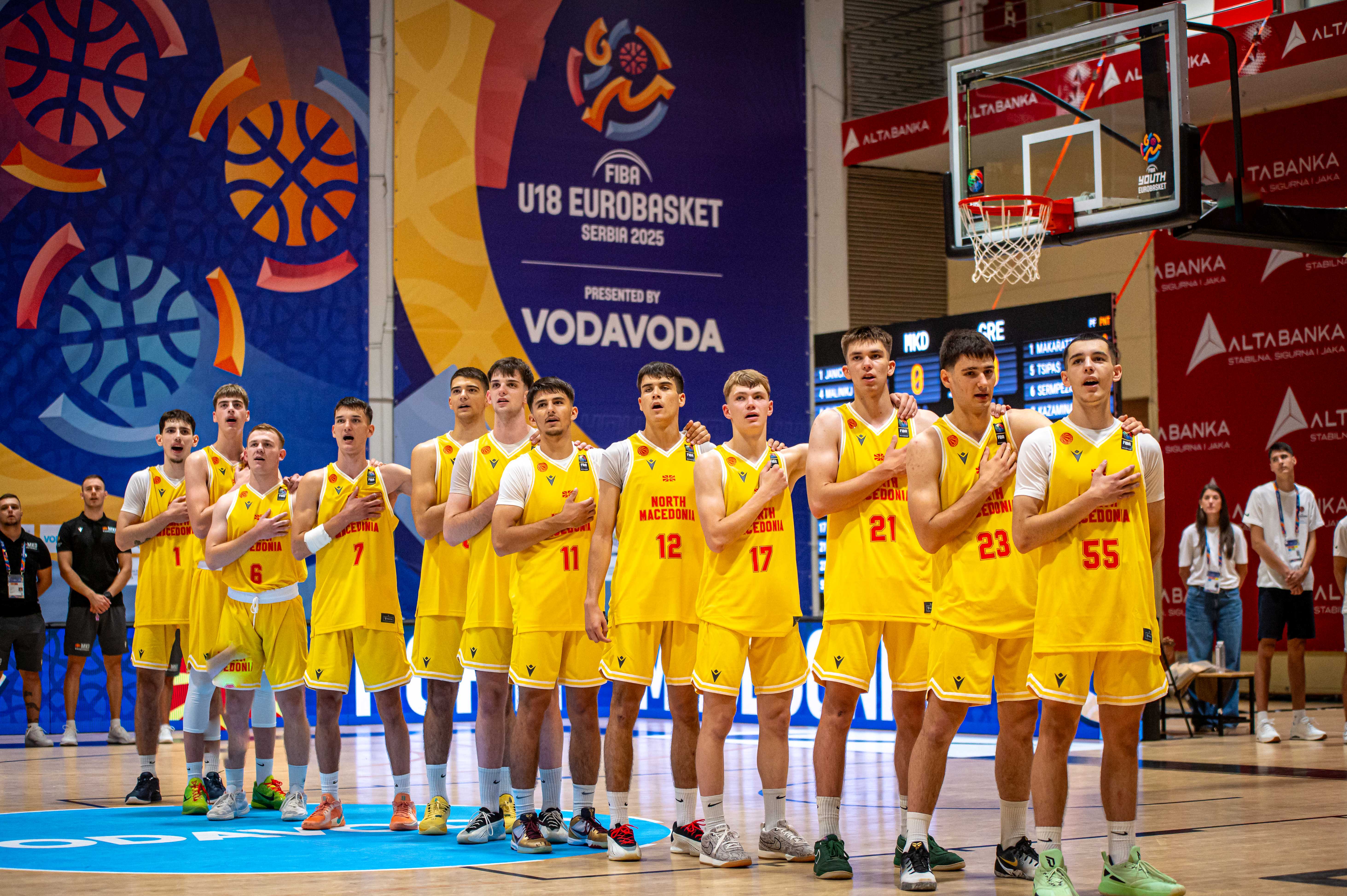 Подобра игра на нашите јуниори, но пораз од Грција