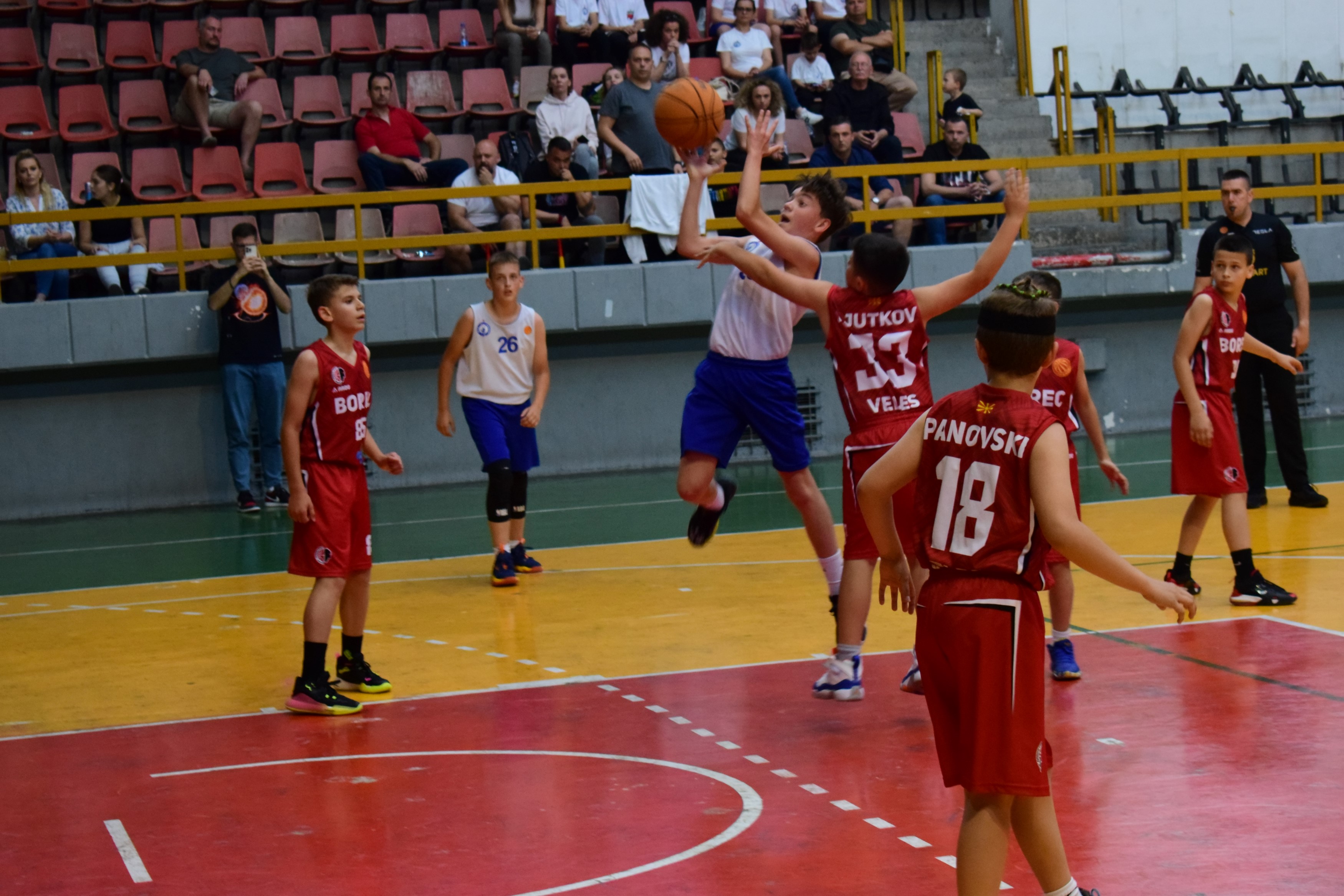 МЛАДИНСКИ ЛИГИ: „Бронзите“ за младите кошаркари на МЗТ Скопје Аеродром