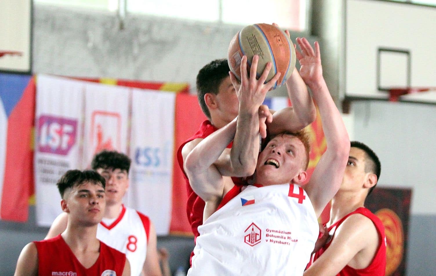 СУГЦ „Никола Карев“ од Скопје е европски првак за кошаркари од средни училишта