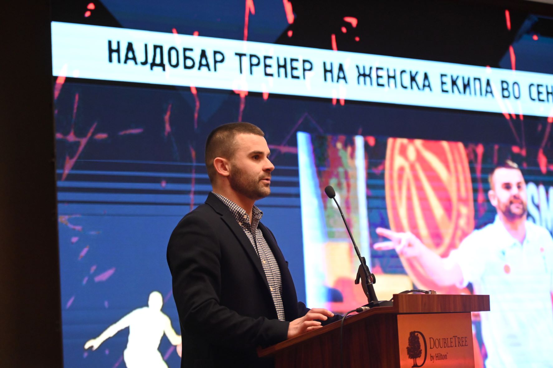 Александар Ашаданов: „Оваа награда ми дава обврска да го задржам нивото и континуитетот