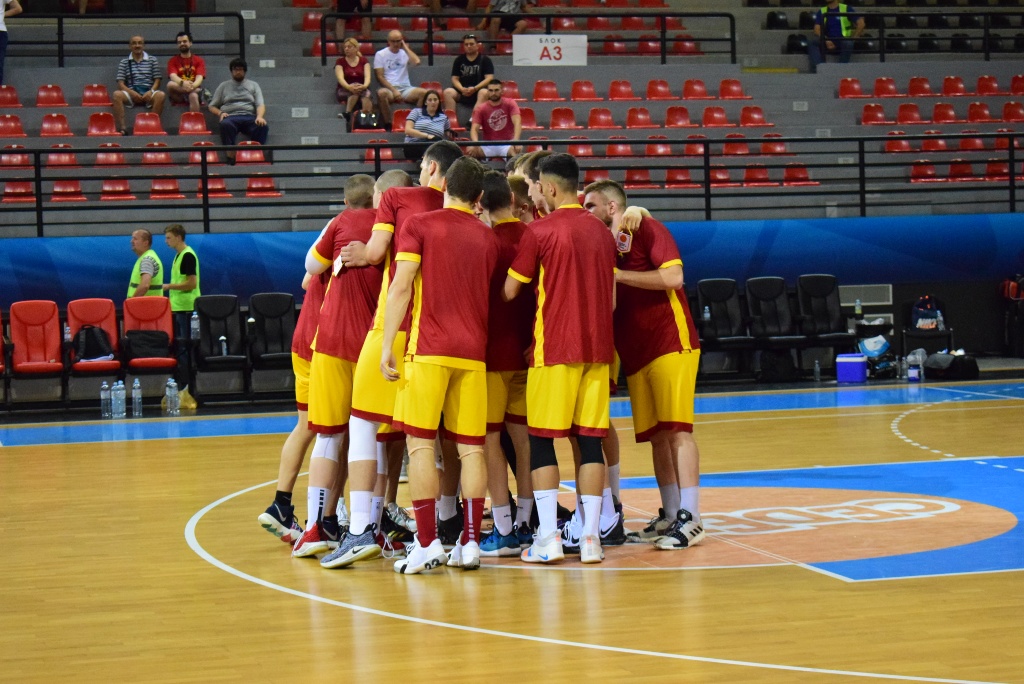 Една победа за младинците на турнирот во Скопје