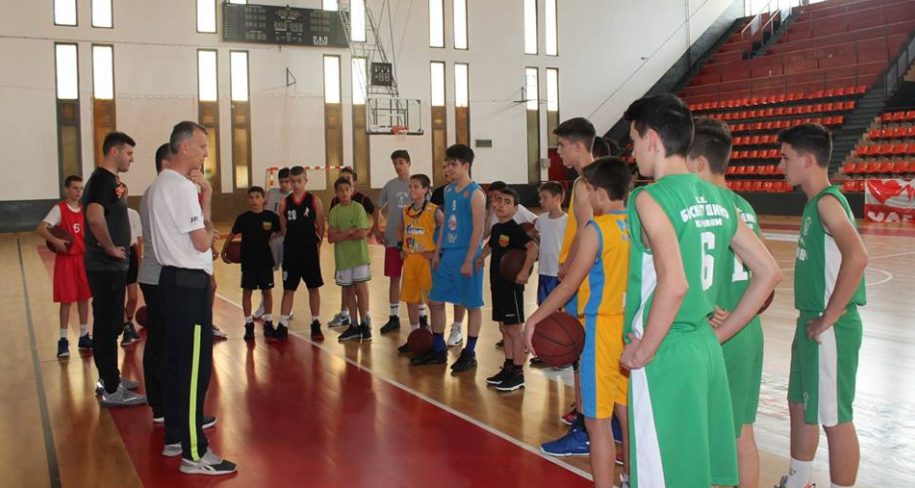 Втор селективен тренинг за кошаркари родени 2004 година (Западен регион)